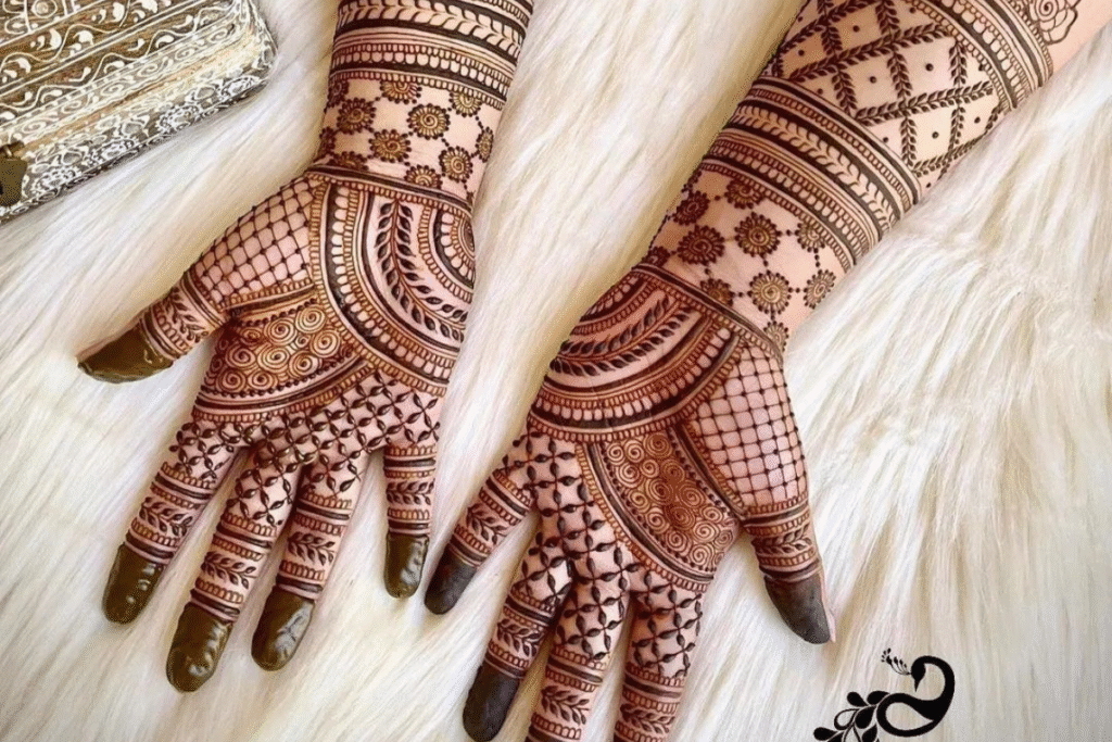 Latest Mehendi Designs for Brides 2025: सगाई हो या शादी–एक से बढ़कर एक मेहंदी डिज़ाइन 5 Latest Mehendi Designs for Brides 2025: