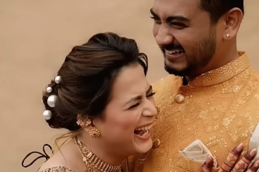 Prajakta Gaikwad engagement: ट्रक के एक्सीडेंट से शुरू हुआ प्यार! जानिए प्राजक्ता गायकवाड़ और शंभुराजे की फिल्मी लव स्टोरी 7 Prajakta Gaikwad engagement