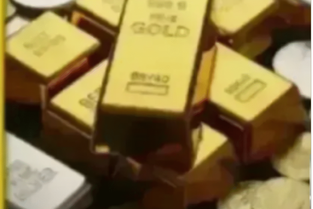 Gold Rate Today 12 October 2025: सोने-चांदी के भाव ने मचाई हलचल, जानें आज अपने शहर में क्या चल रहा रेट